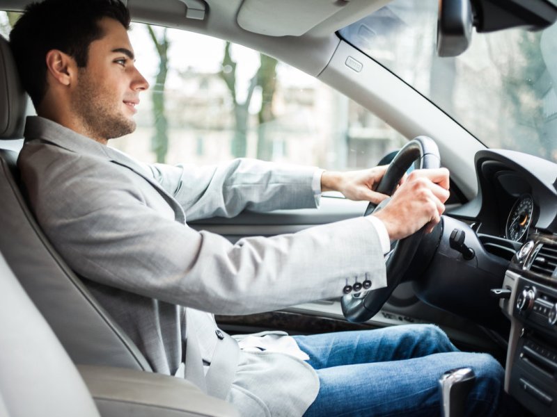 Are you thinking of going to the office by car? Here are 4 benefits you will enjoy if you do&nbsp;this